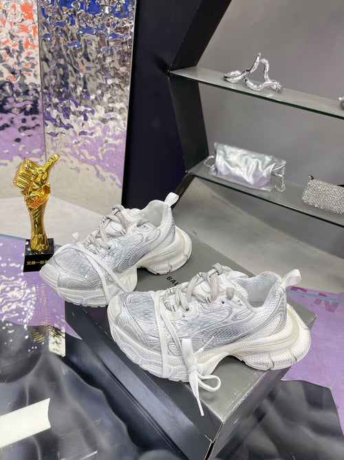 3XL SNEAKER IN SILVER MIX WHITE MESH AND POLYURETHANE
