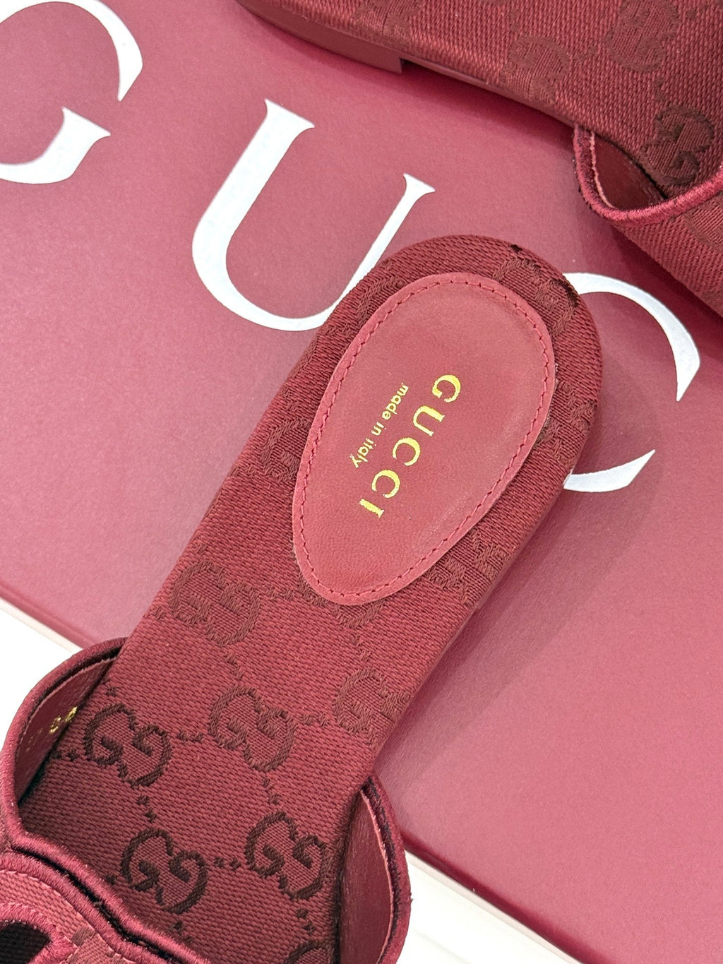 SLIDE SANDALS IN RED FABRIC EMBOSSED LOGO STYLE 4