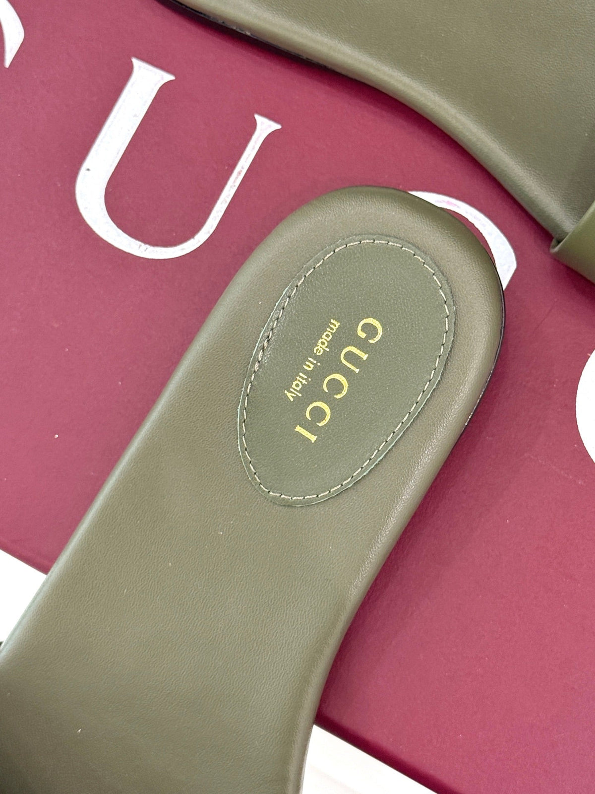 SLIDE SANDALS IN MOSS GREEN CALFSKIN WITH GOLD HARDWARE