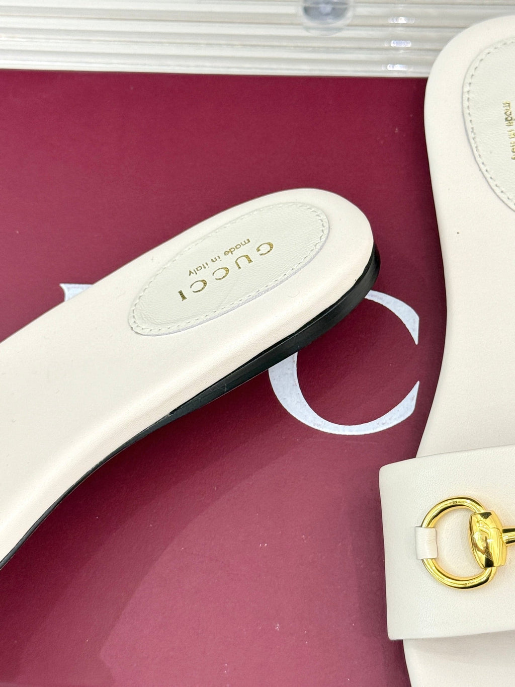 SLIDE SANDALS IN WHITE CALFSKIN WITH GOLD HARDWARE